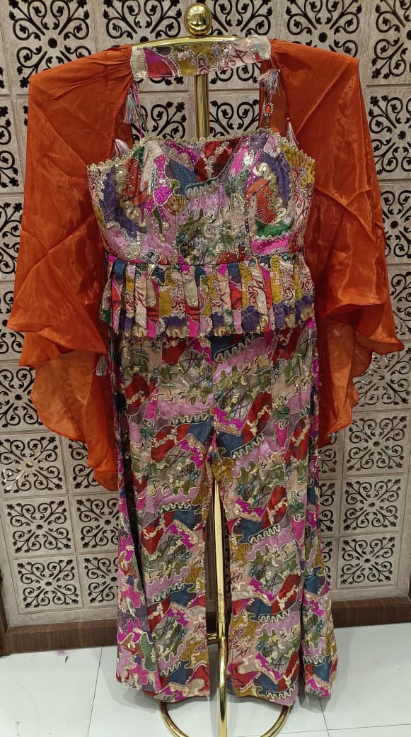 INDO-WESTERN FESTIVE OCCASSION PARTY WEAR OUTFIT