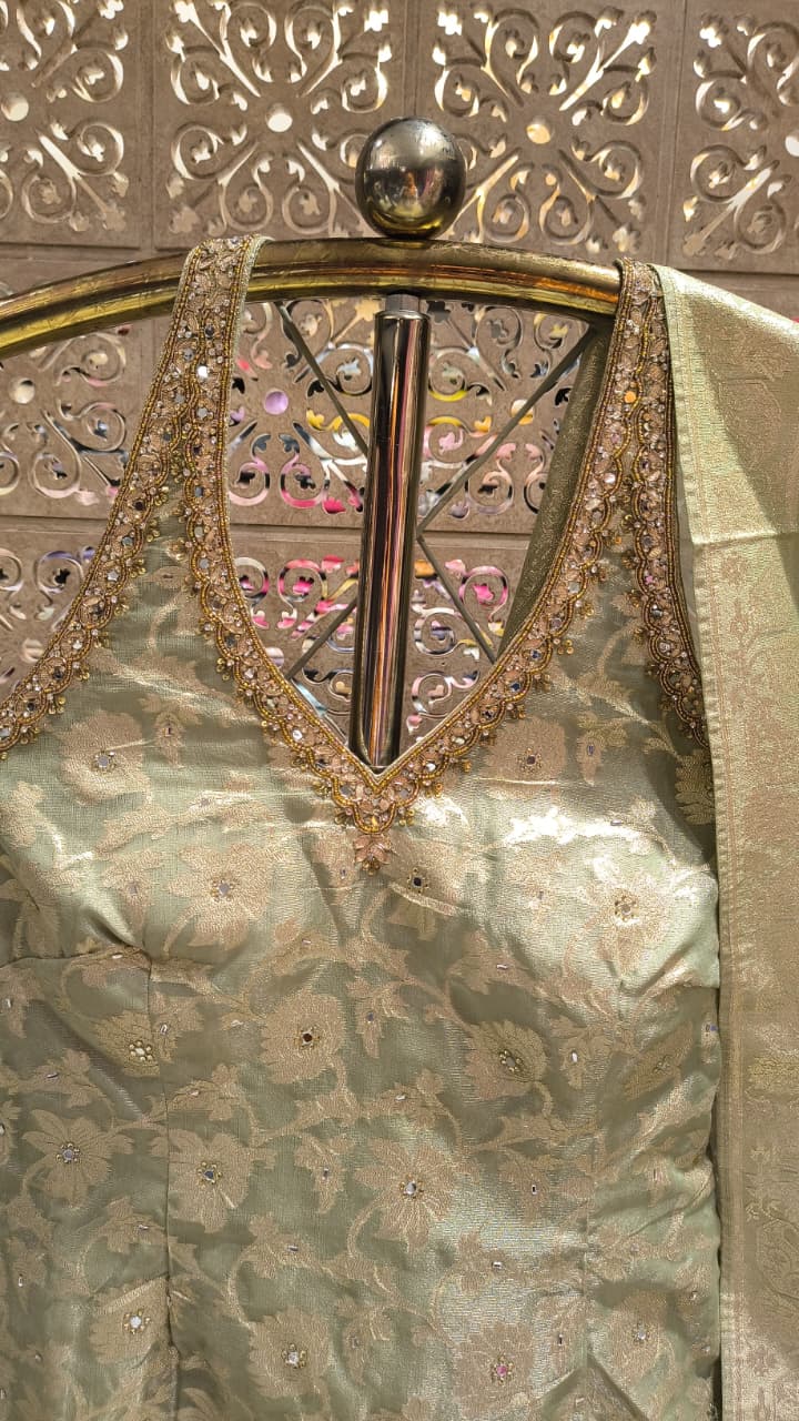 FESTIVE OCCASSION PARTY WEAR OUTFIT
