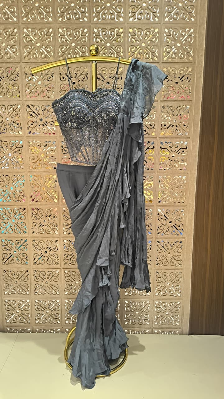 INDO-WESTERN FESTIVE OCCASSION PARTY WEAR OUTFIT