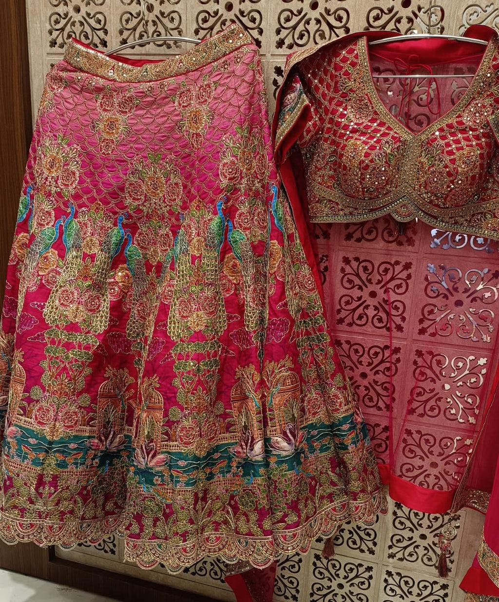 MEHENDI,HALDI,WEDDING RECEPTION FESTIVE OCCASSION LEHENGA CHOLI