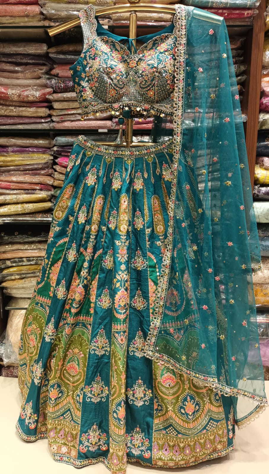 WEDDING,RECEPTION FESTIVE OCCASSION PARTY WEAR LEHENGA CHOLI
