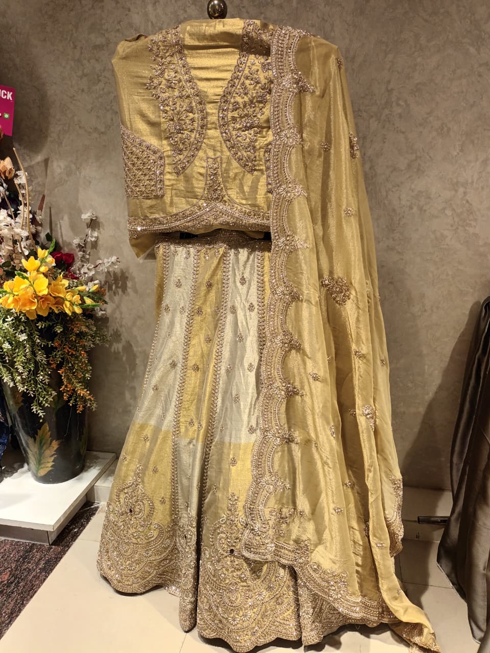 WEDDING,RECEPTION FUNCTIONAL PATRY WEAR LEHENGA CHOLI