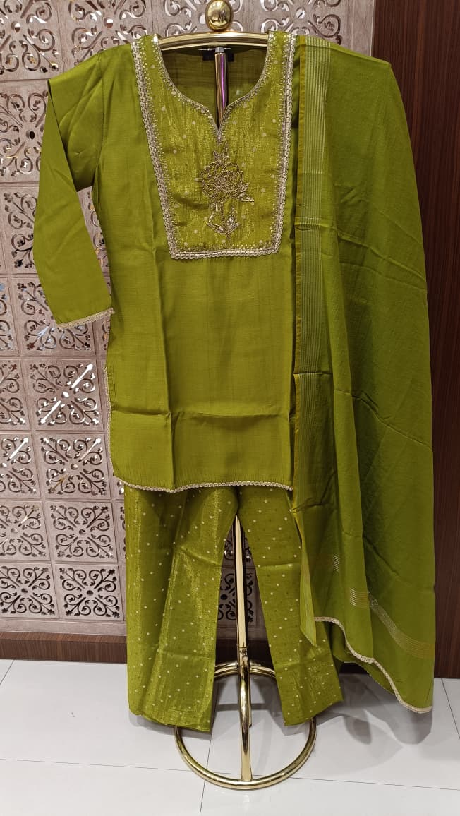 SEMI OCCASSION PARTY WEAR OUTFIT