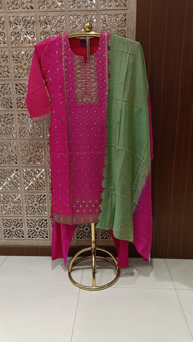 SEMI OCCASSION FESTIVE WEAR OUTFIT