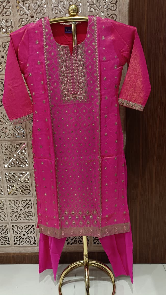 SEMI OCCASSION FESTIVE WEAR OUTFIT