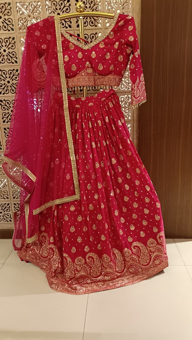 WEDDING,HALDI,MEHENDI FUNCTIONAL FESTIVE OCCASSION LEHENGA CHOLI