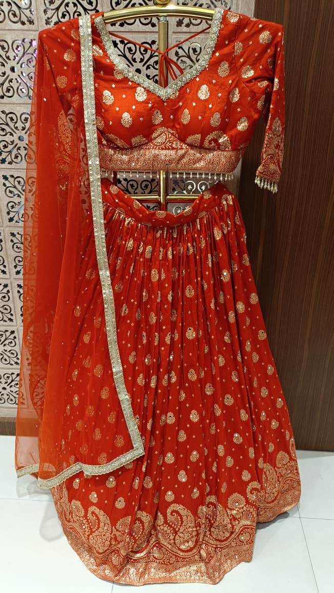 WEDDING,RECEPTION FUNCTIONAL LEHENGA CHOLI