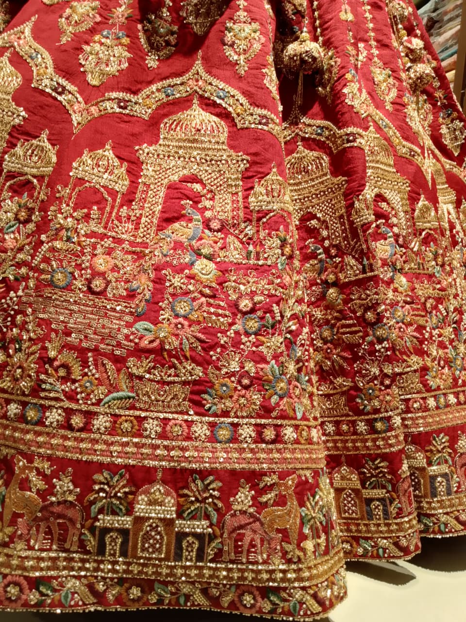 WEDDING,RECEPTION ENGAGEMENT PARTY WEAR BRIDAL LEHENGA CHOLI