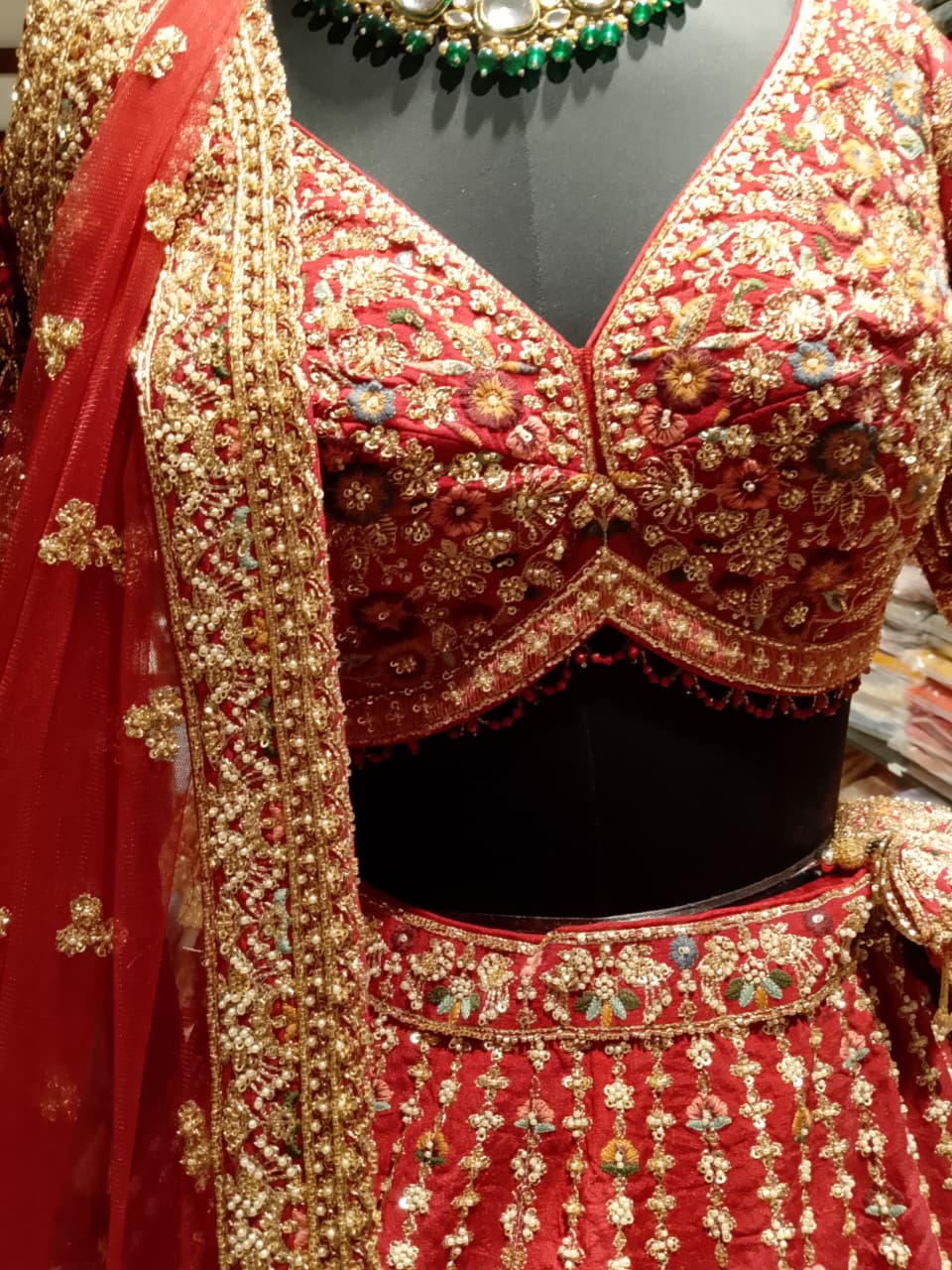 WEDDING,RECEPTION ENGAGEMENT PARTY WEAR BRIDAL LEHENGA CHOLI