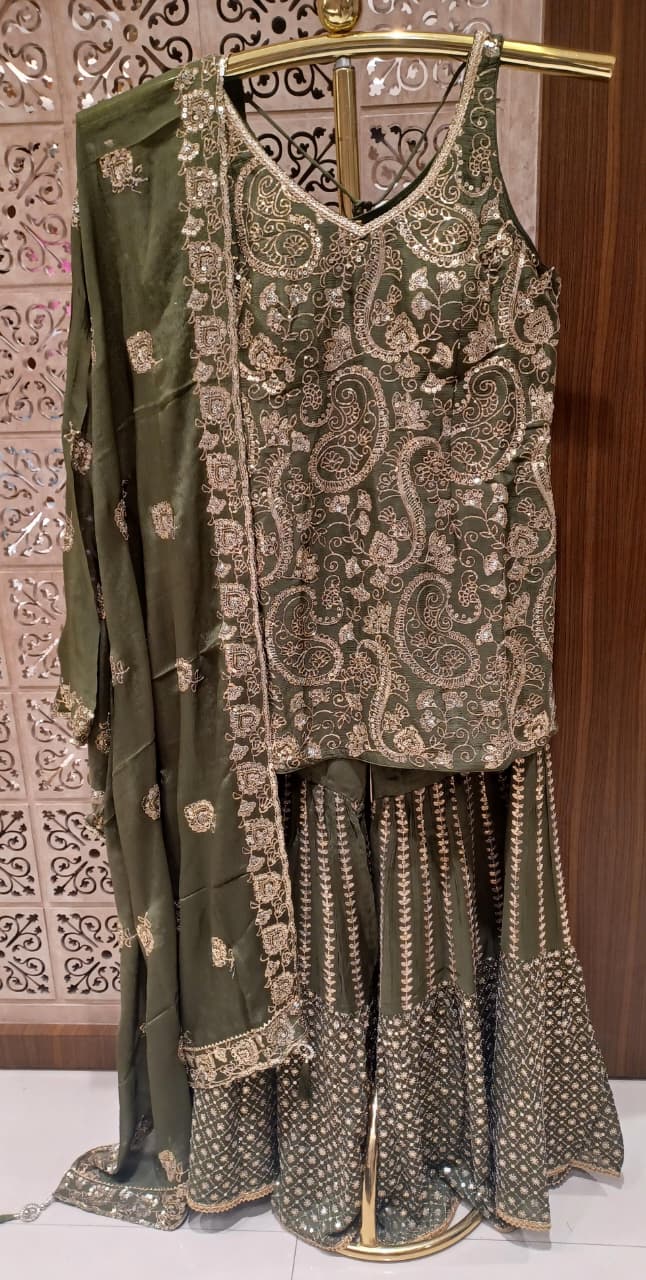 HALDI,MEHENDI FESTIVE OCCASSION PARTY WEAR OUTFIT