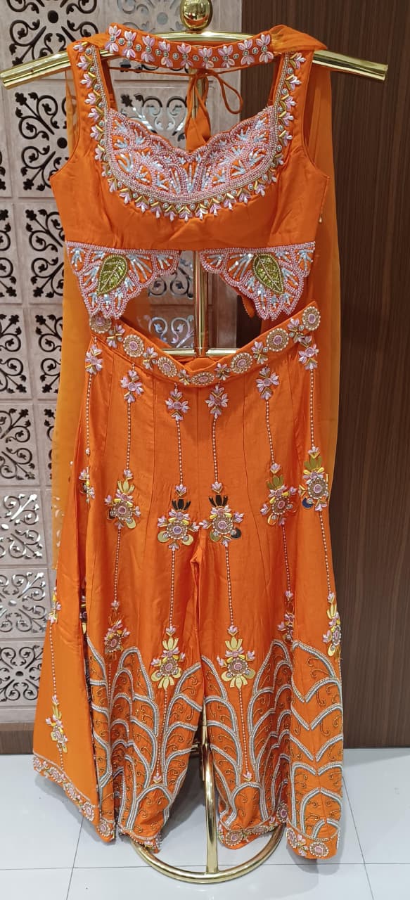 INDO-WESTERN FESTIVE OCCASSION PARTY WEAR OUTFIT