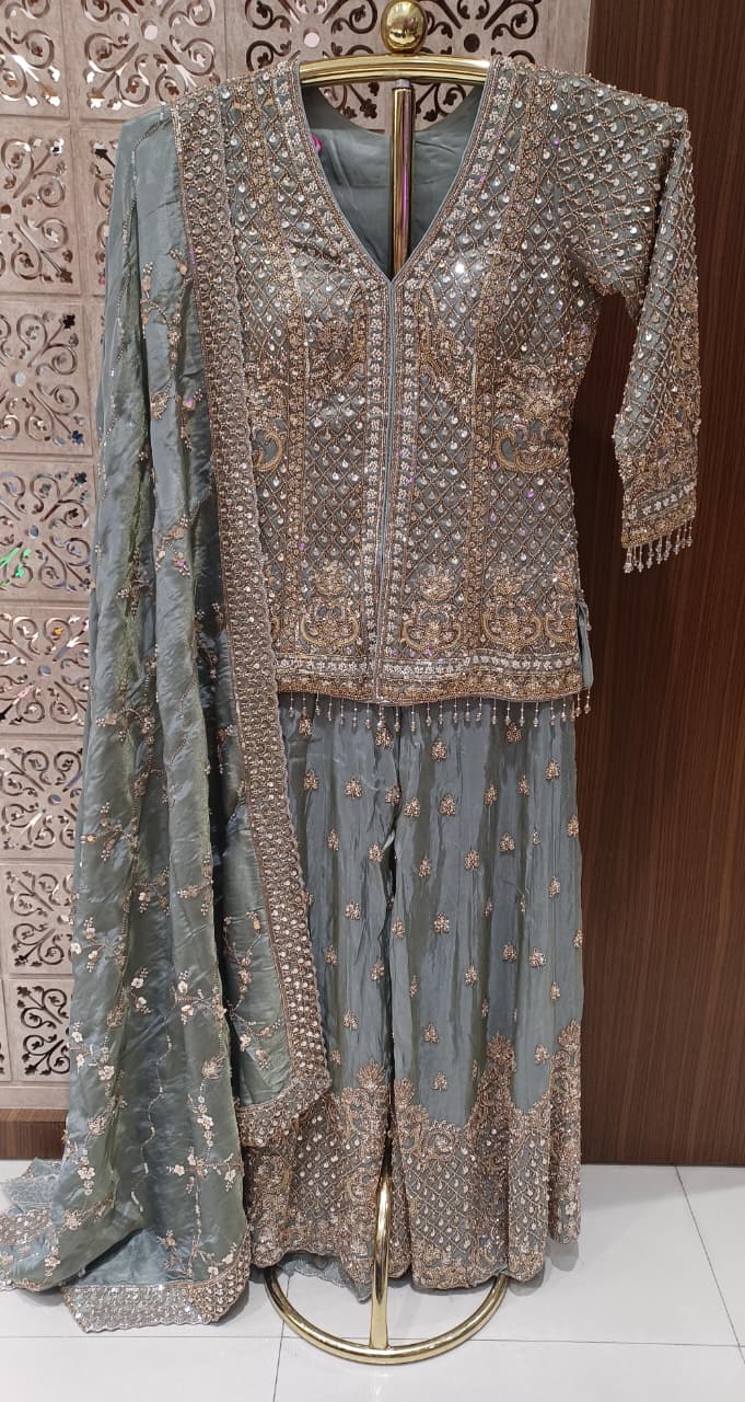 HALDI,MEHENDI FUNCTIONAL PARTY WEAR OUTFIT