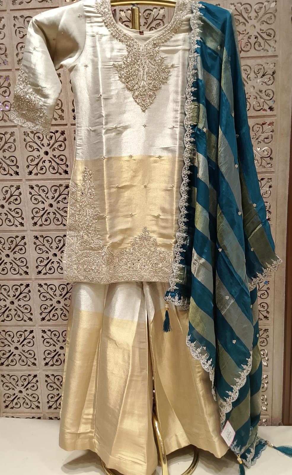 MEHENDI,HALDI,FESTIVE OCCASSION OUTFIT