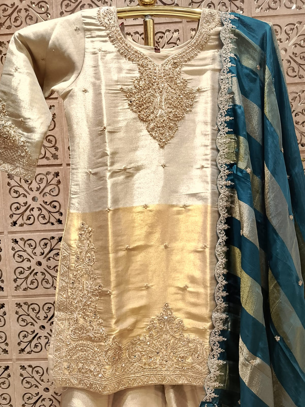 MEHENDI,HALDI,FESTIVE OCCASSION OUTFIT