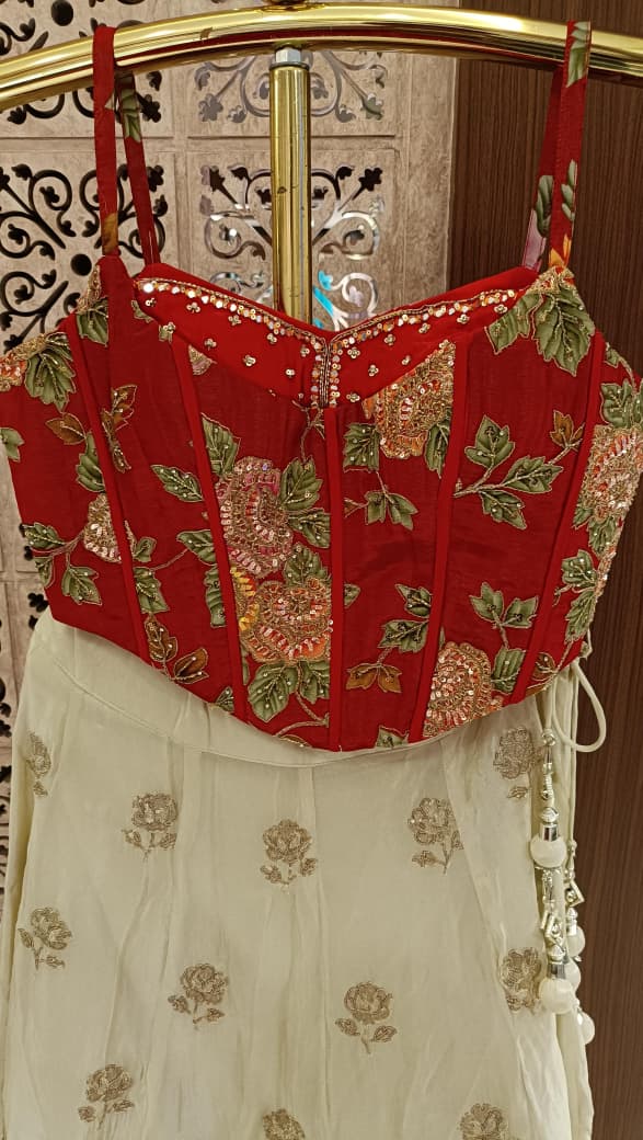 HALDI,MEHENDI ROKA FUNCTIONAL LEHENGA CHOLI