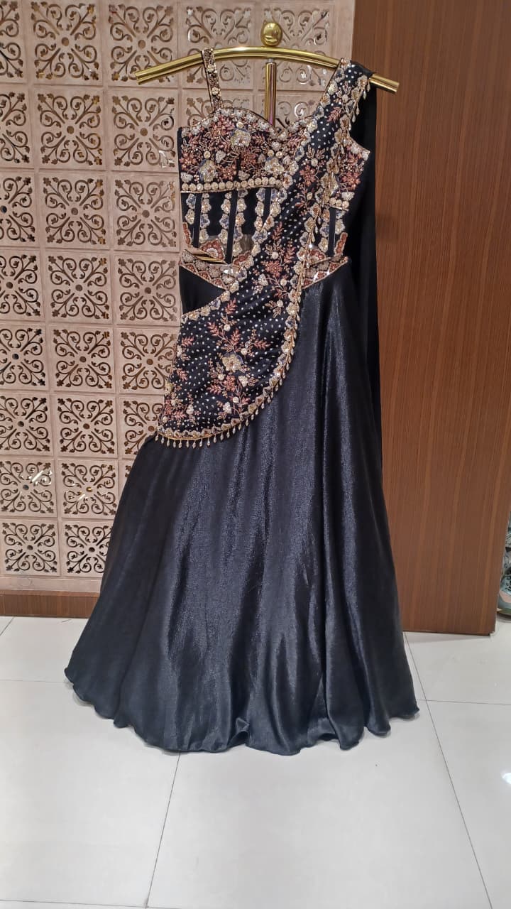EVENING OCCASSION,COCKTAIL FUNCTIONAL PARTY WEAR LEHENGA CHOLI