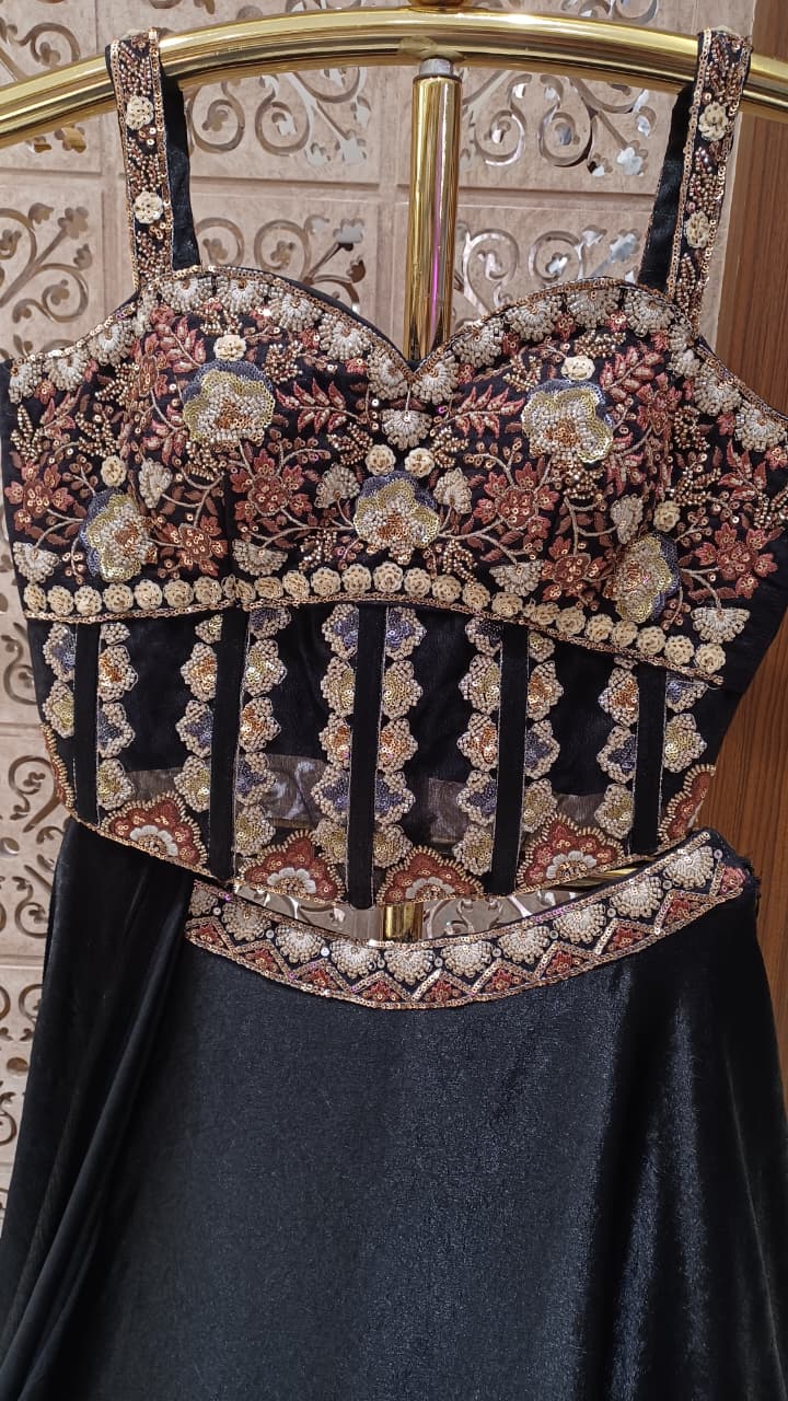 EVENING OCCASSION,COCKTAIL FUNCTIONAL PARTY WEAR LEHENGA CHOLI