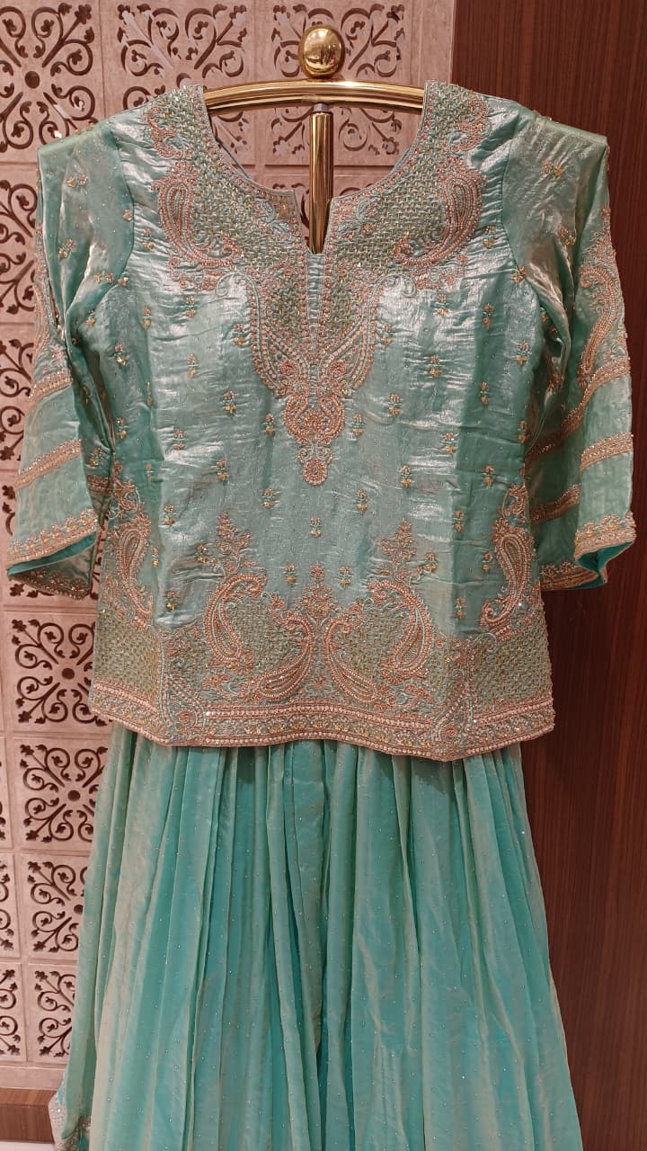 WEDDING,RECEPTION,FUNCTIONAL DESIGNER LEHENGA