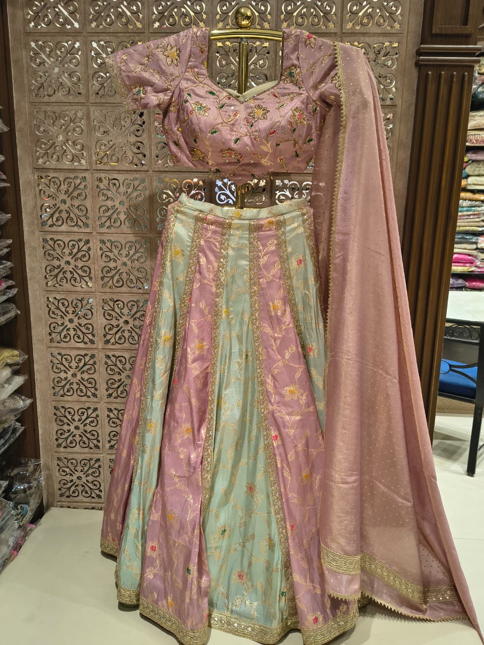 WEDDING,RECEPTION,HALDI MEHENDI FUNCTIONAL DESIGNER LEHENGA CHOLI