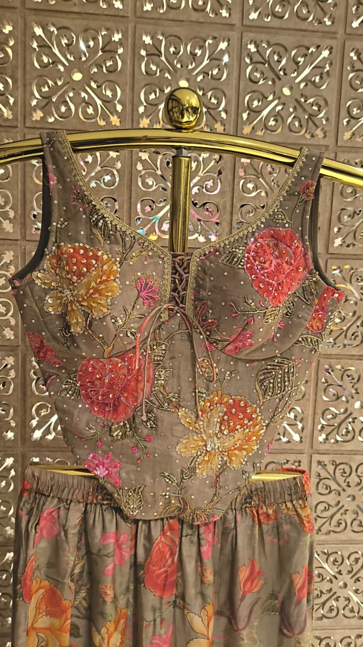 INDO-WESTERN OCCASSION PARTY WEAR LOOK