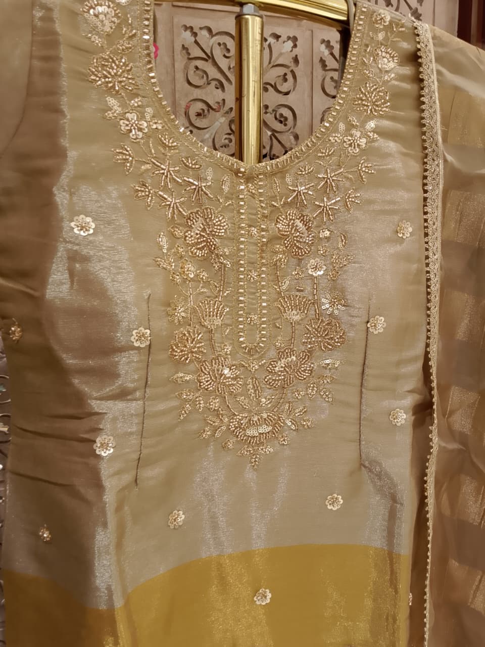 MEHENDI,HALDI FUNCTIONAL PARTY WEAR OUTFIT