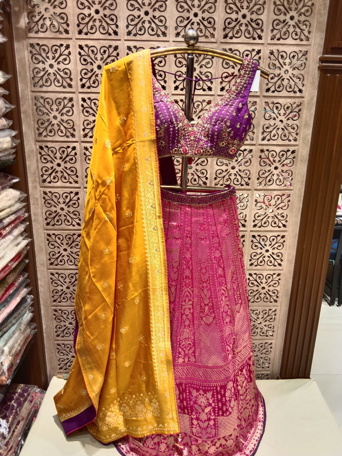 Weddings, Bridal functions, Festive Celebrations, and Traditional Occasions.