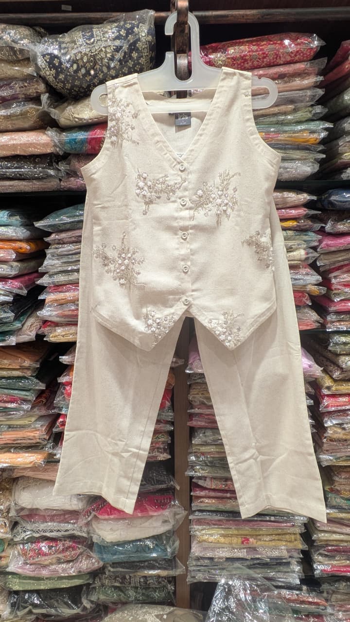 CASUAL WEAR CORD SET