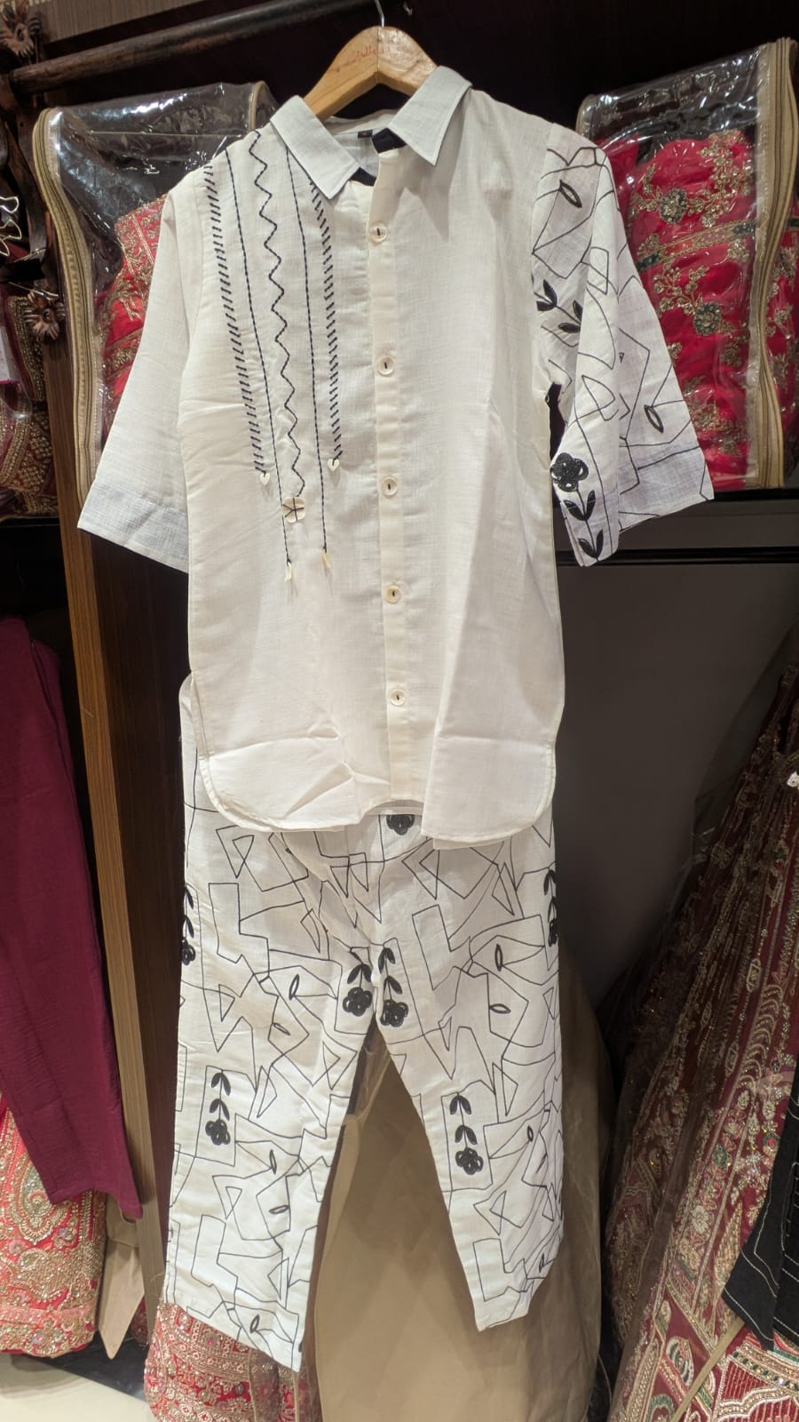 CASUAL WEAR CORD SET