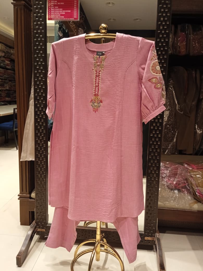 CASUAL WEAR CORD SET