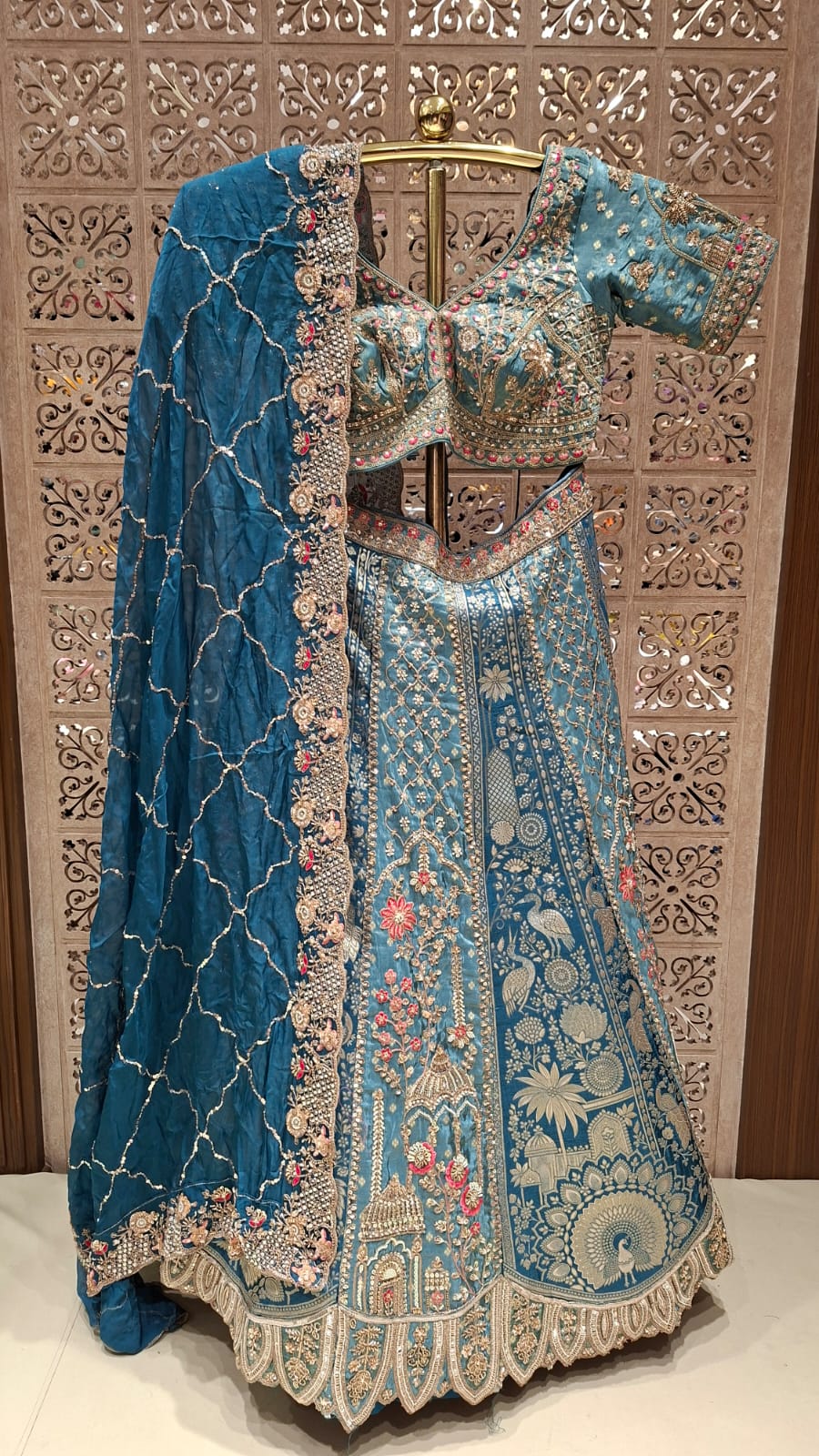 ENGAGEMENTS,RECEPTIONS,SANGEET CEREMONIES LEHENGA CHOLI