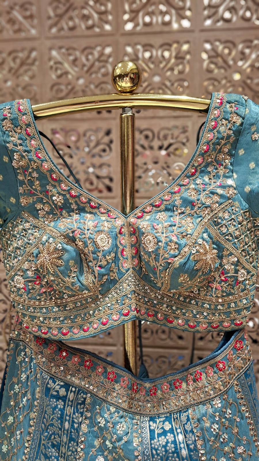ENGAGEMENTS,RECEPTIONS,SANGEET CEREMONIES LEHENGA CHOLI