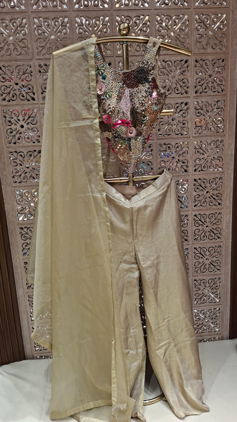 Carnival, cocktail parties, festive celebrations, destination weddings, receptions and contemporary ethnic occasions