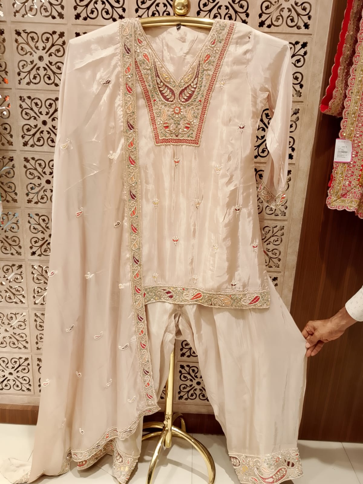 Festive occasions, weddings, parties & celebrations