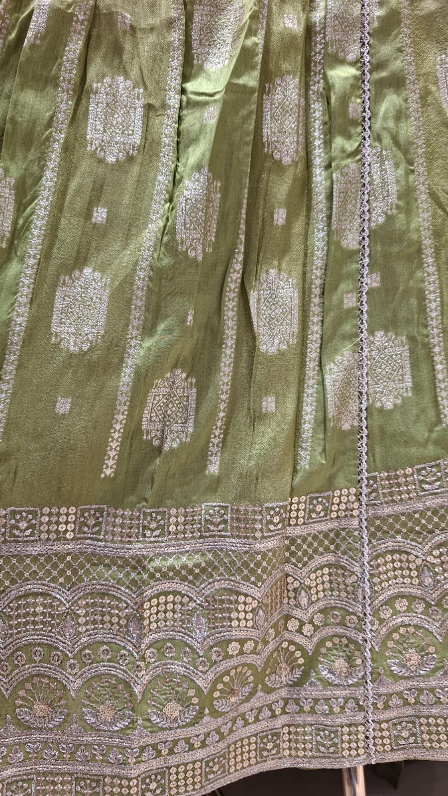 Weddings, festive celebrations, pujas, mehendi, Eid and traditional occasions