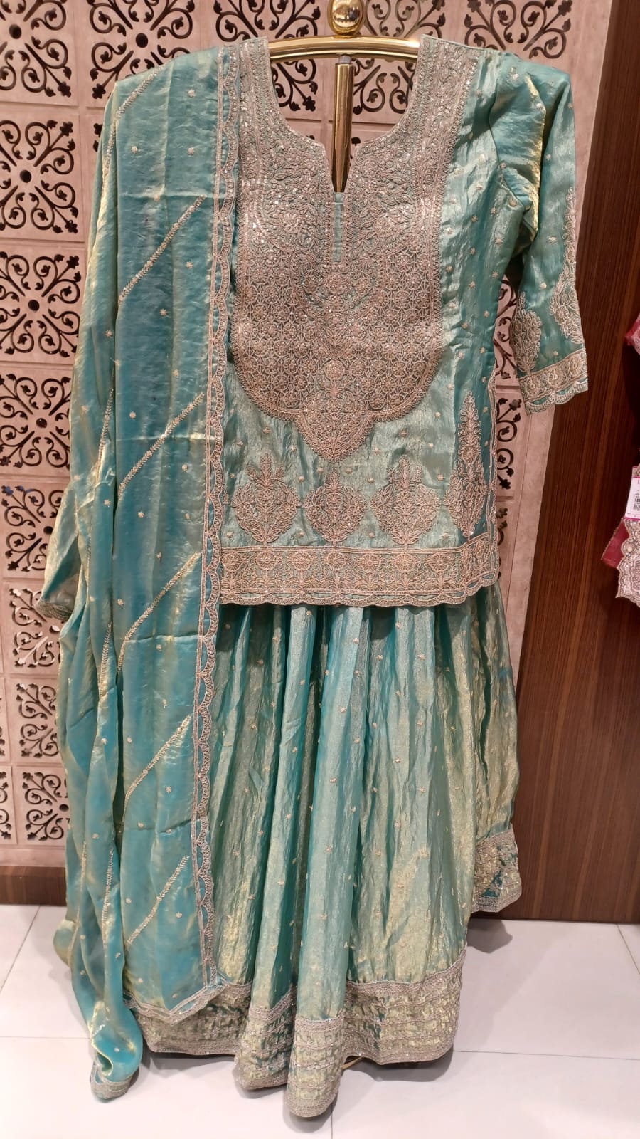 Kurti lehenga, weddings, festive celebrations, mehendi, sangeet, and traditional occasions.