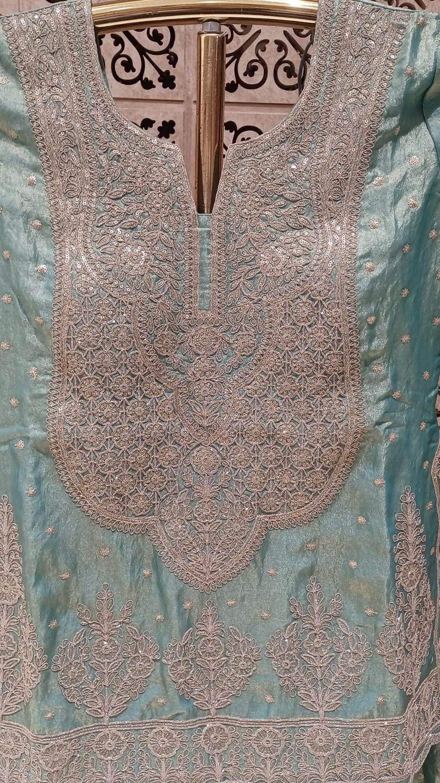 Kurti lehenga, weddings, festive celebrations, mehendi, sangeet, and traditional occasions.