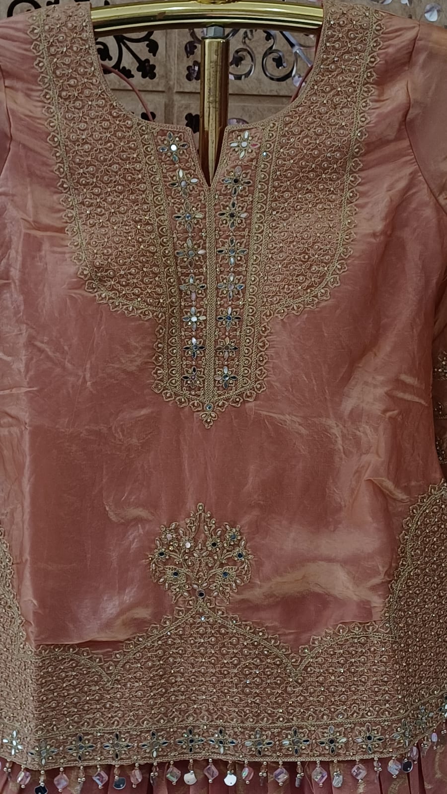 Weddings, festive celebrations, mehendi, sangeet, family functions, and traditional occasions