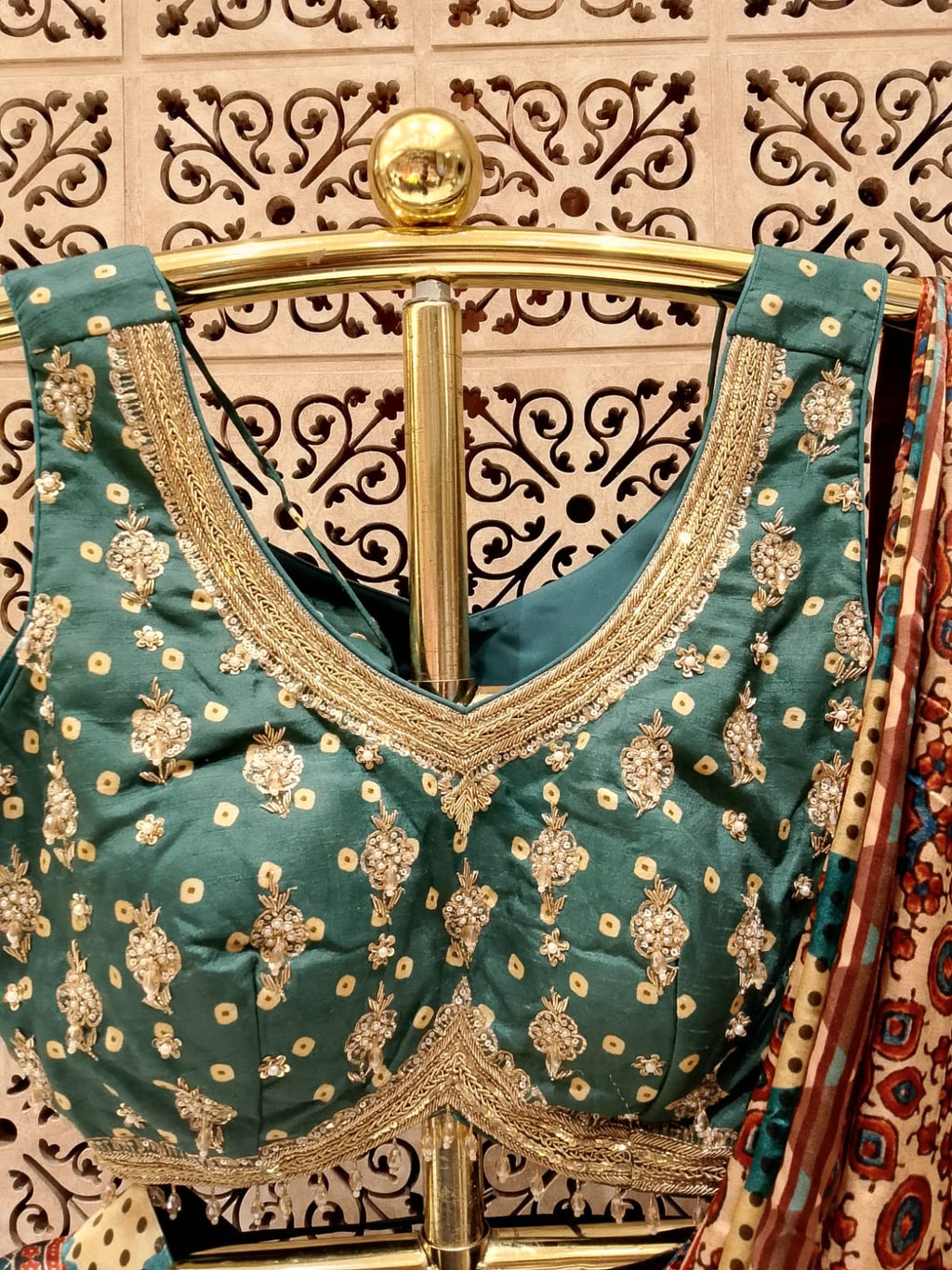 Weddings, receptions, festive celebrations, sangeet, family functions, and elegant evening events.