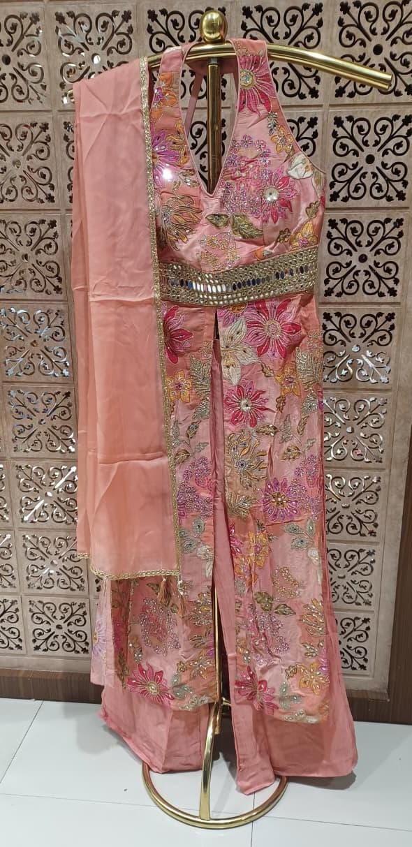 Festive occasions, carnival, sundowner destination celebrations, mehendi functions, kitty parties, brunches and evening gatherings