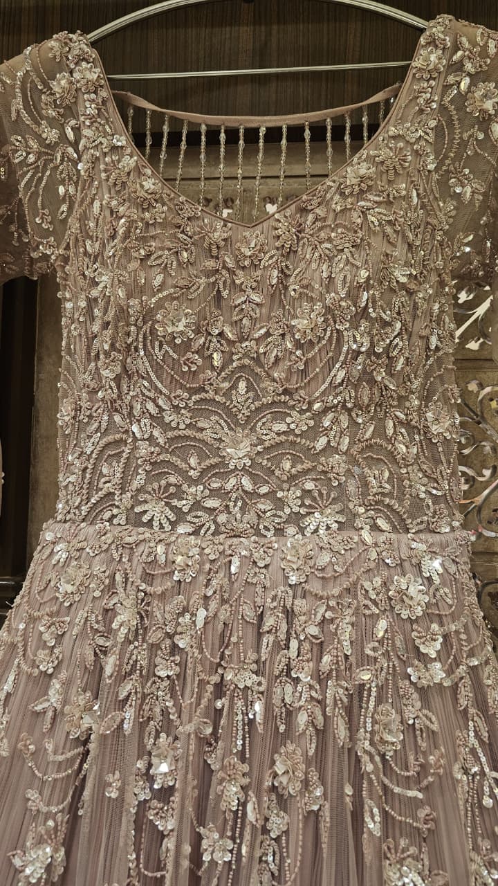 Weddings, receptions, engagements, bridal celebrations and evening parties, this gown combines timeless elegance with a luxurious, romantic appeal