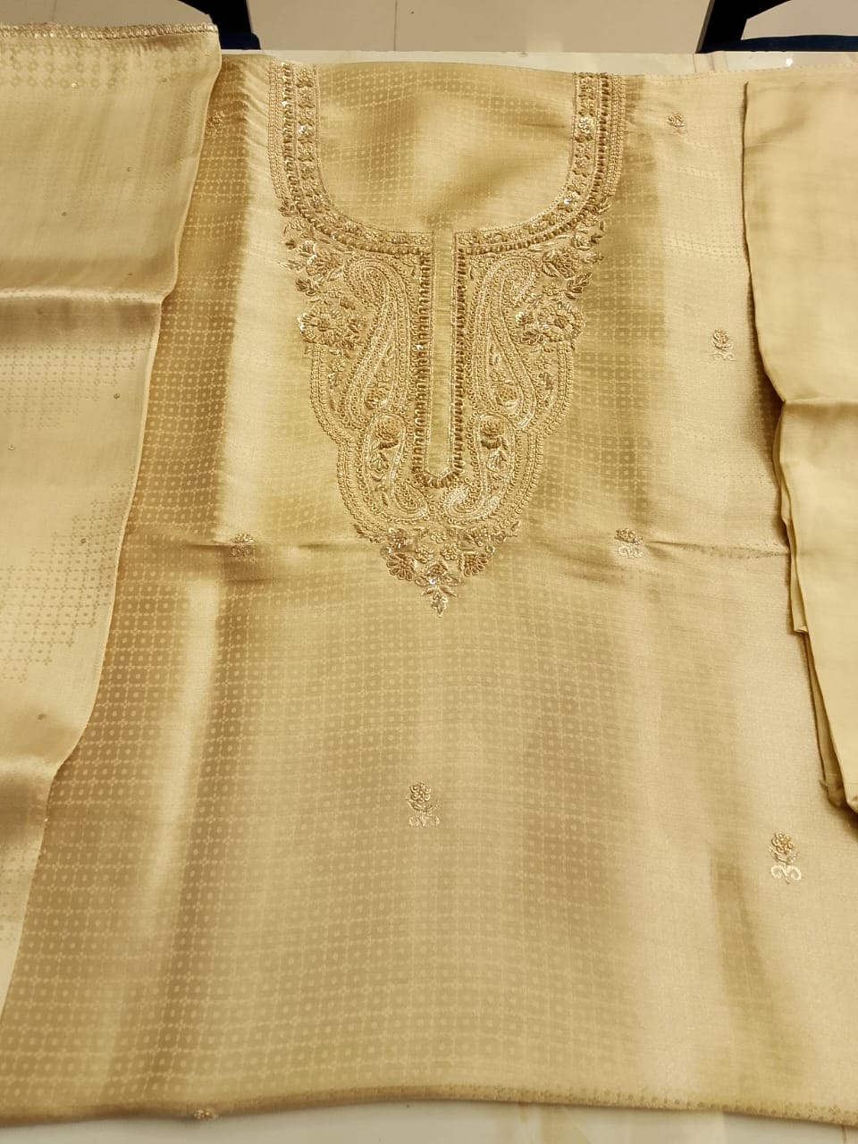 Eid, festive occasions, family gatherings, celebrations, and elegant day-to-evening wear