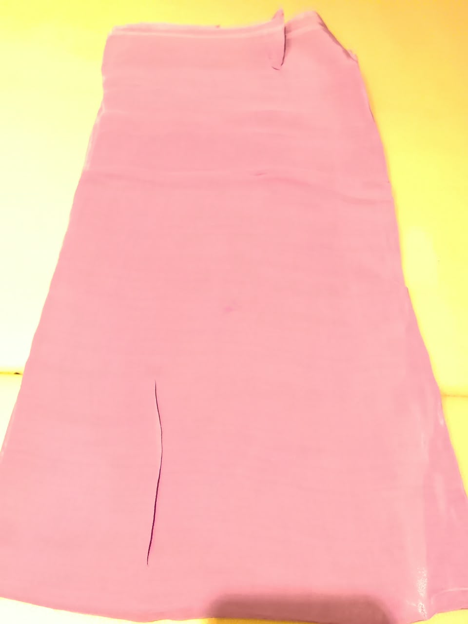 Daytime weddings, festive gatherings, Haldi/Mehendi guest wear, high-tea parties, and family celebrations