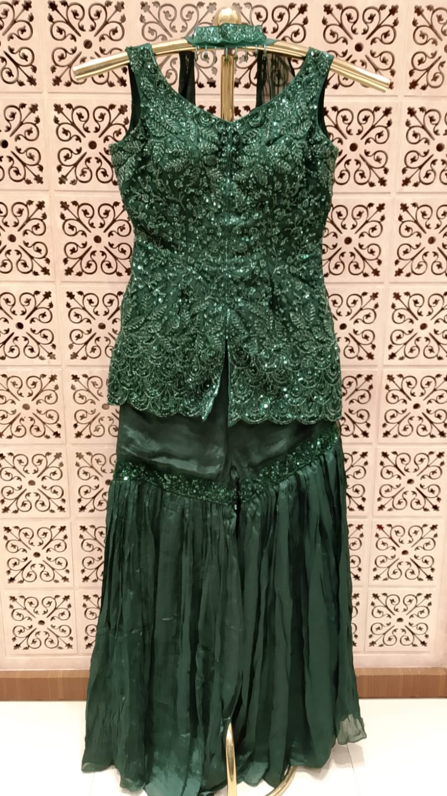 Mehendi, Sangeet nights, Wedding Receptions, Festive Eid / Diwali soirées