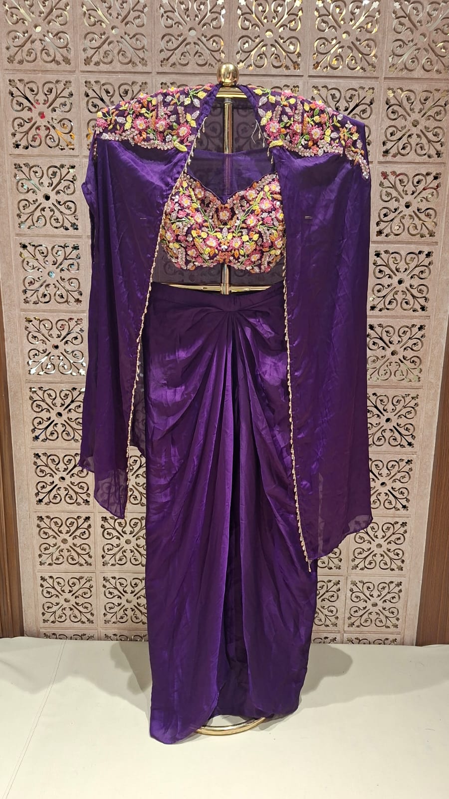 Sangeet nights, cocktail parties, reception galas, or festive soirees.