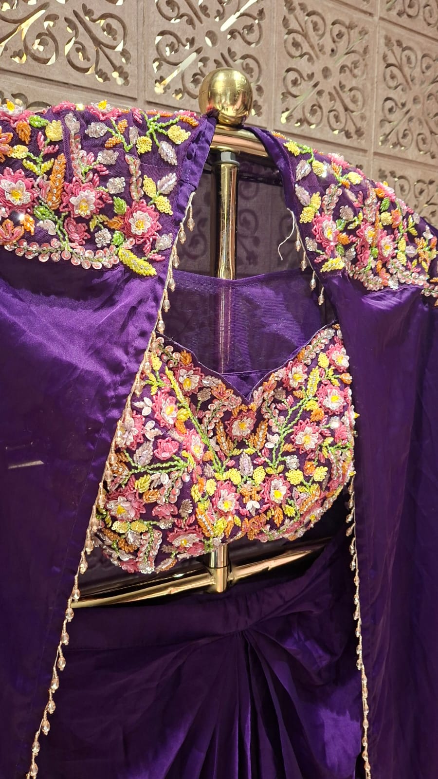 Sangeet nights, cocktail parties, reception galas, or festive soirees.