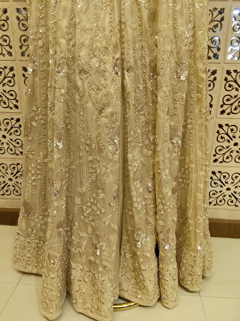 Traditional, festive soirées, sangeet nights, wedding receptions.