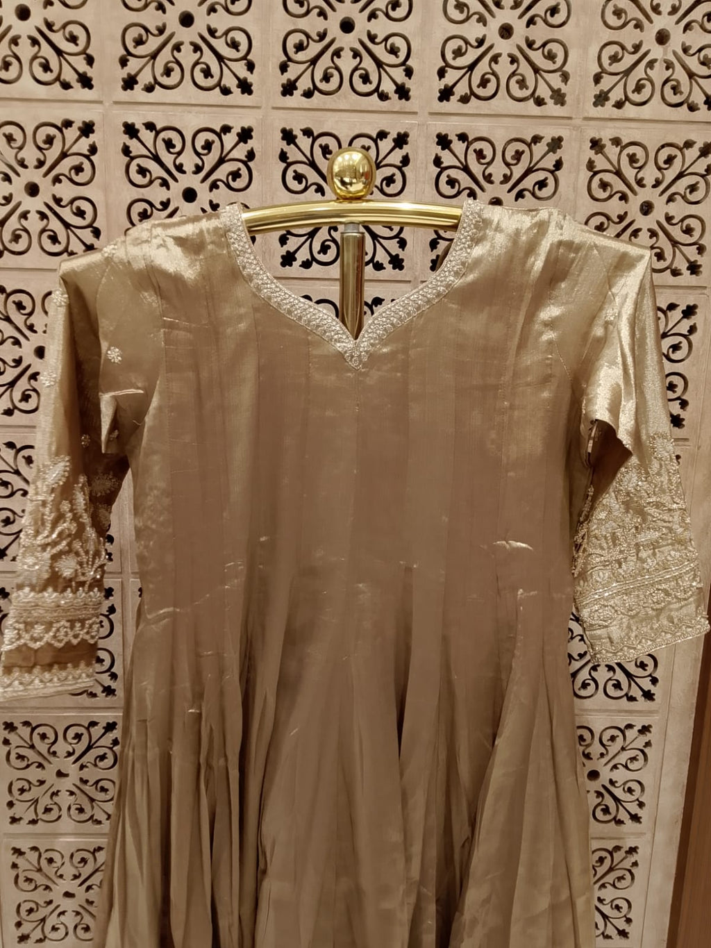 plendent beige-gold Anarkali suit set luxurious Chanderi silk blend.