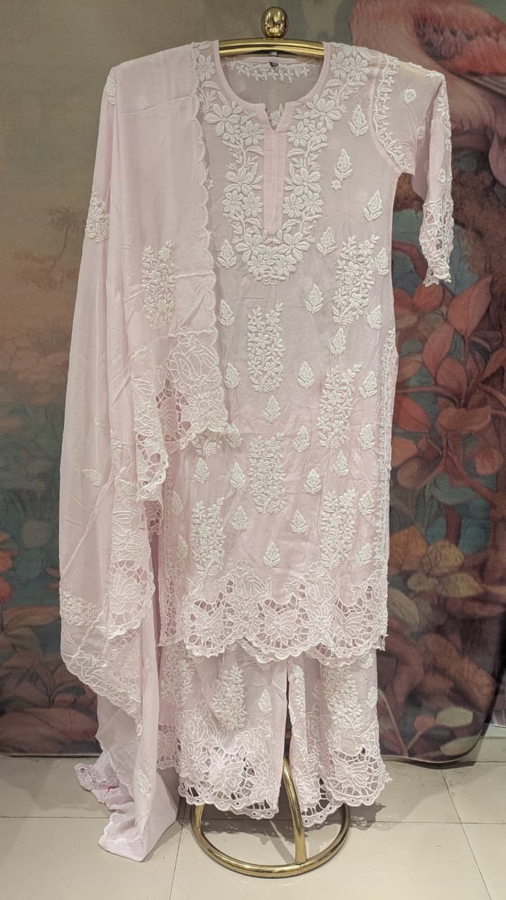 Baby Pink Chikankari Kurta & Pant Set Lucknowi Chikankari embroidery.