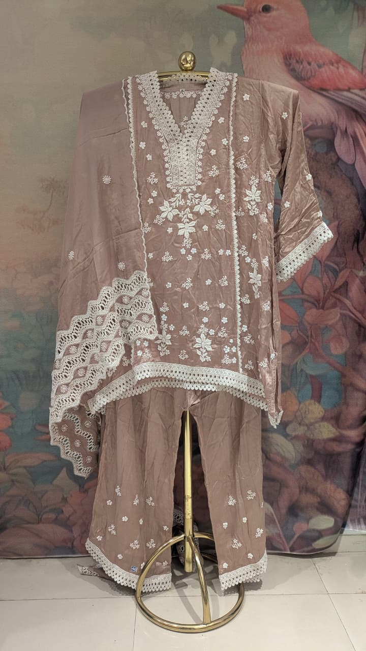 Dusty Mauve Pink Chikankari Kurta & Pant Set Plus Size Lucknowi Chikankari embroidery