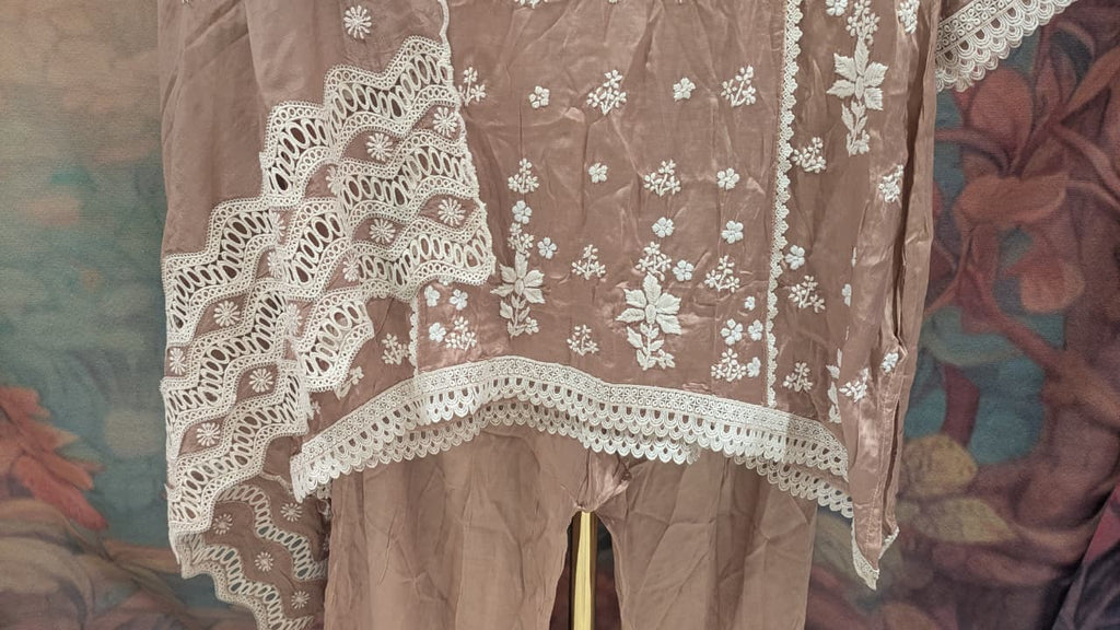 Dusty Mauve Pink Chikankari Kurta & Pant Set Plus Size Lucknowi Chikankari embroidery